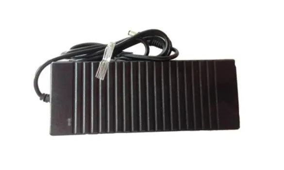 12 Volts 8A Block AC/DC