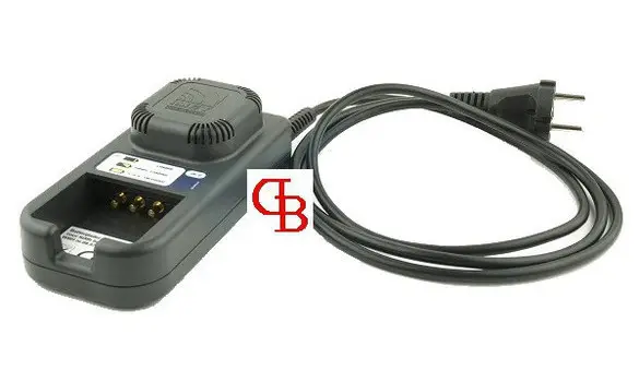 CR017 chargeur CB5500 / 230 Volts AC