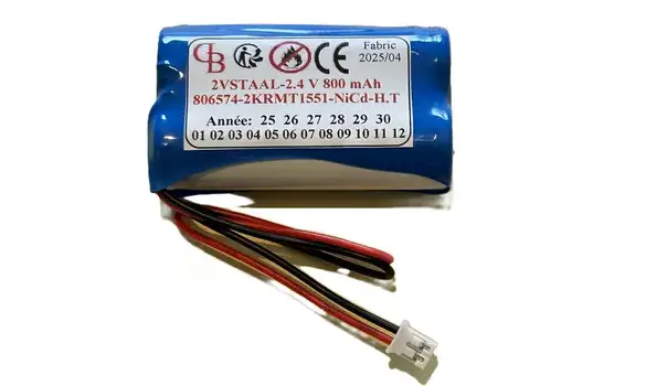 806574 2.4V 800 mAh NiCd + connecteur